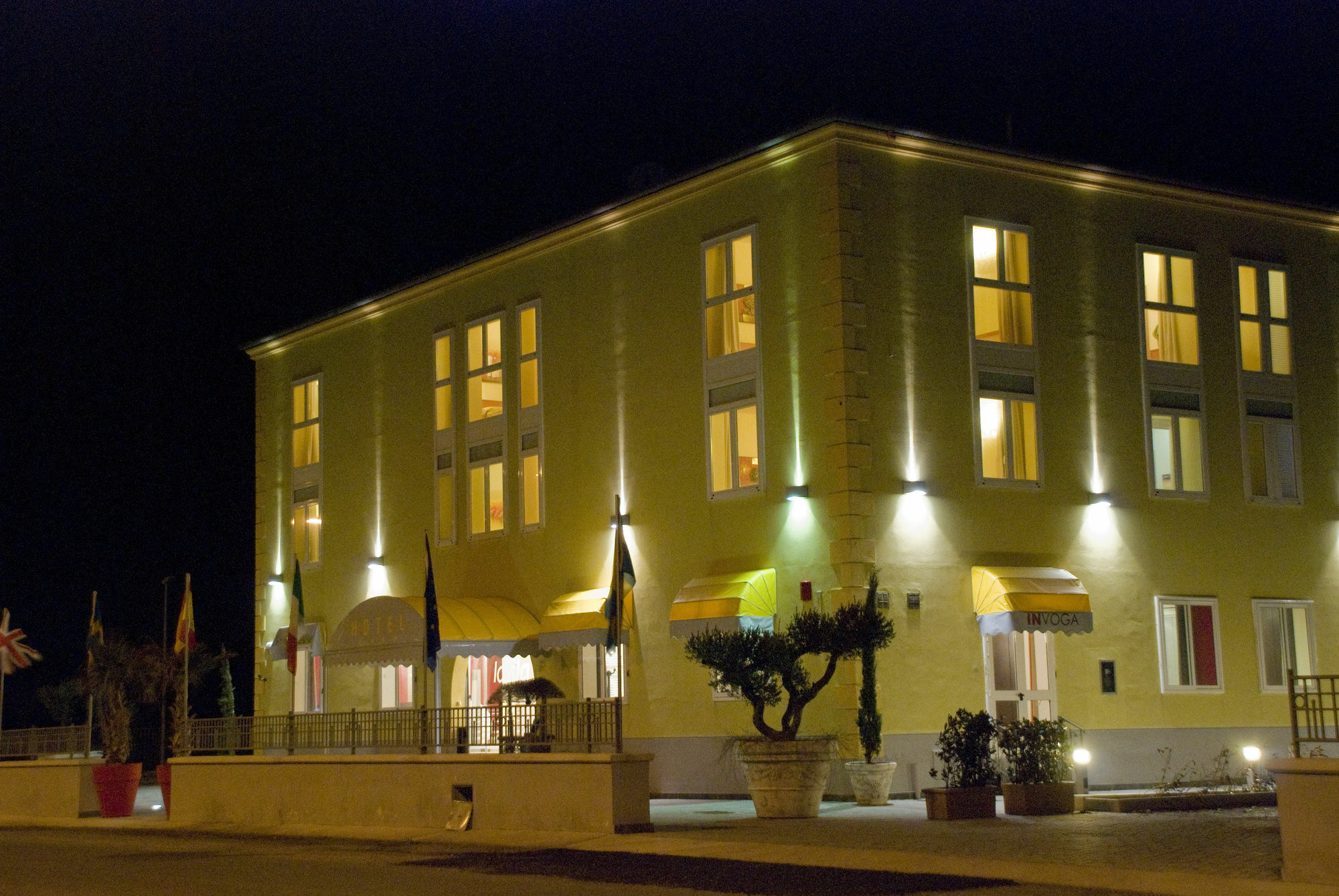 La Isla Resort Pontecagnano Exterior photo